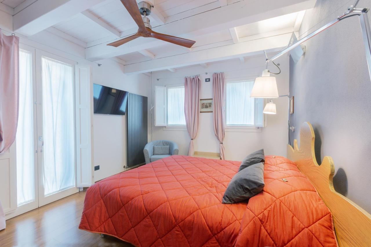 Malagigi Guest House Ferrara Eksteriør billede